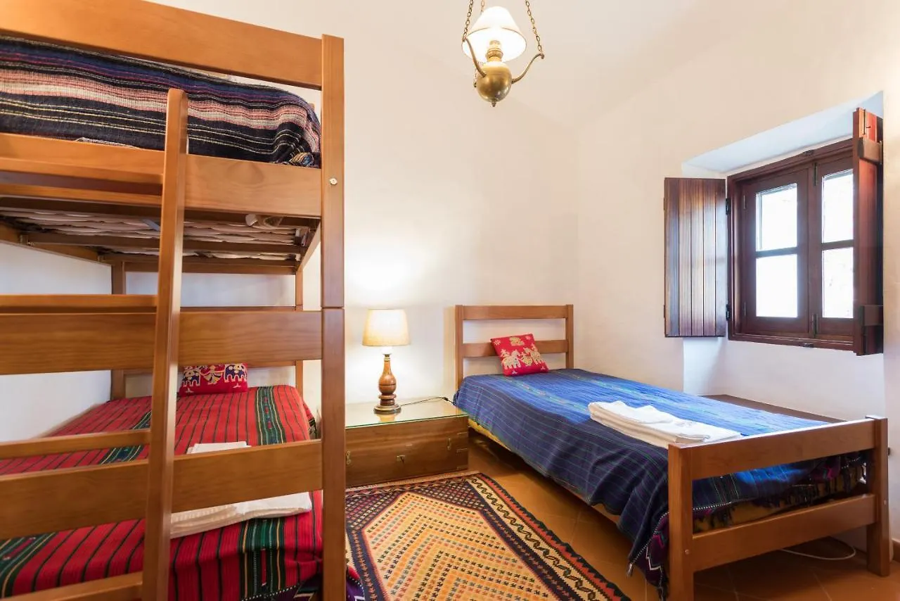 Holiday home Casas Da Capela Do Monte, Country Houses Portugal