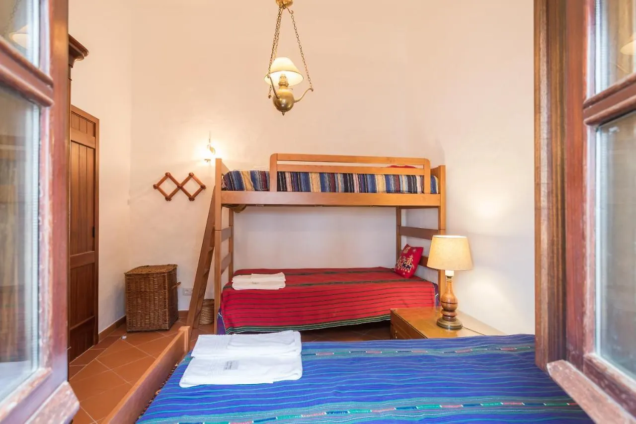 Holiday home Casas Da Capela Do Monte, Country Houses
